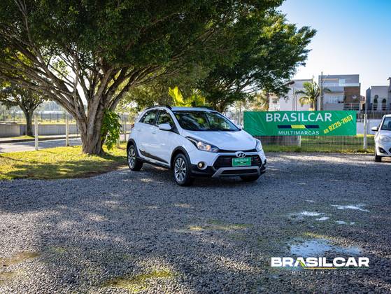 HYUNDAI HB20X 1.6 16V STYLE FLEX 4P MANUAL HYUNDAI HB20X 1.6 16V STYLE FLEX 4P MANUAL